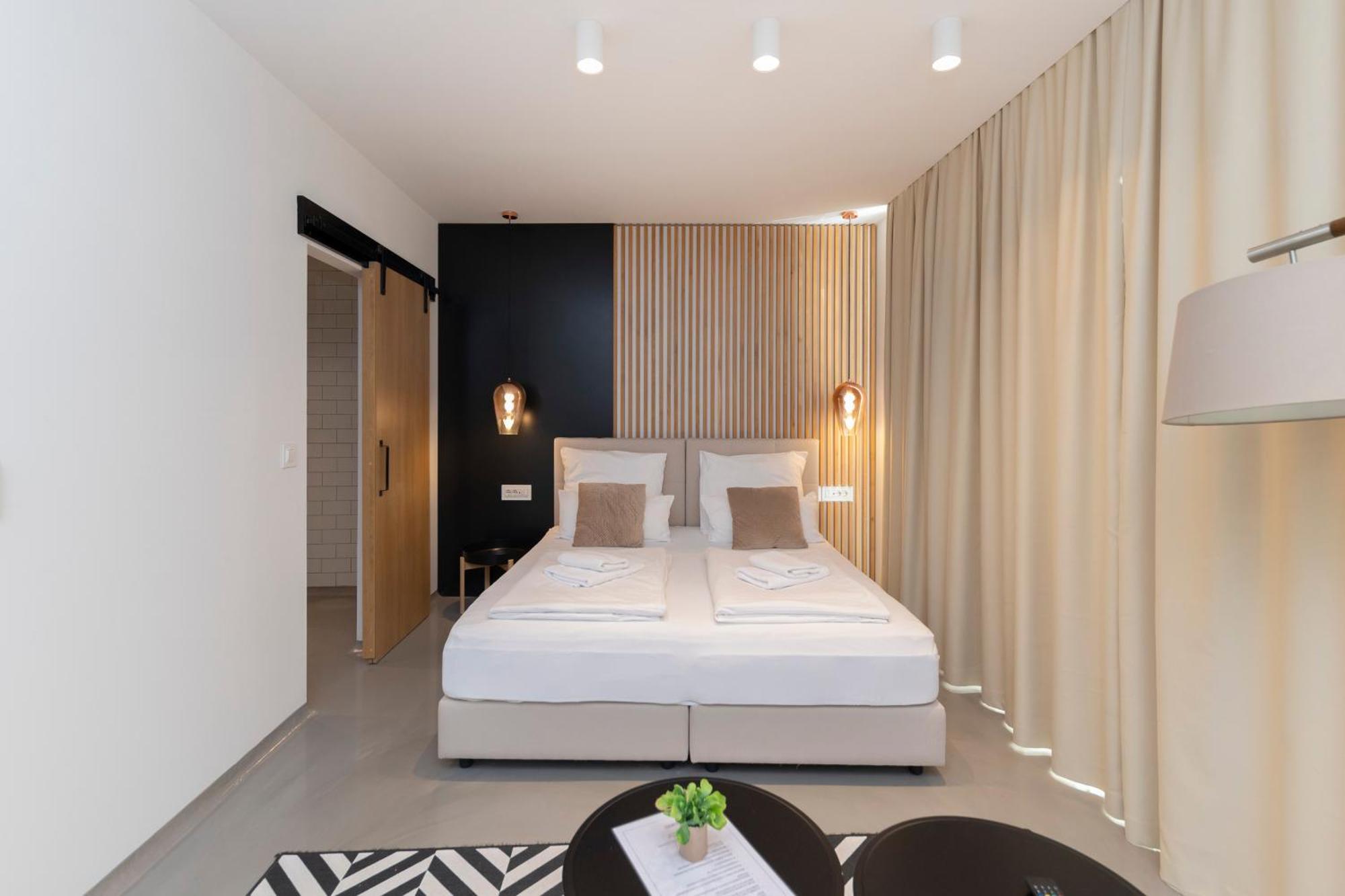 Apartment White By Belmont Realty Zadar