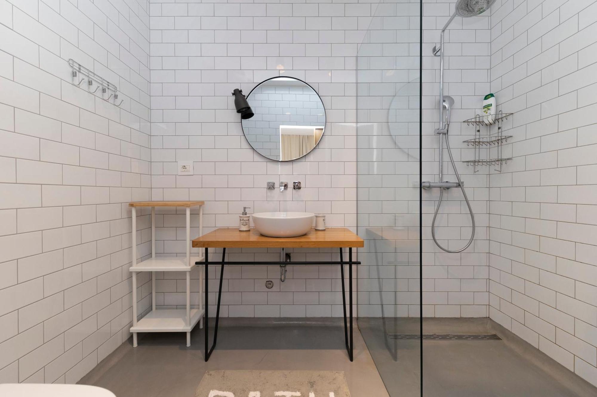 White By Belmont Realty *
